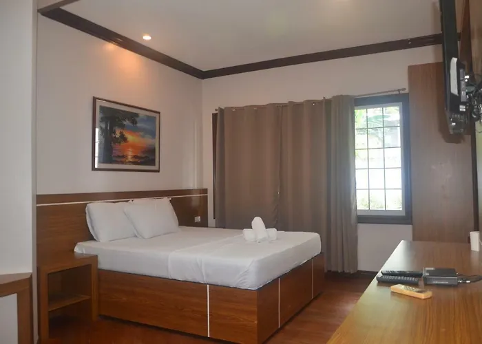 Robinland Vacation Resort Badian